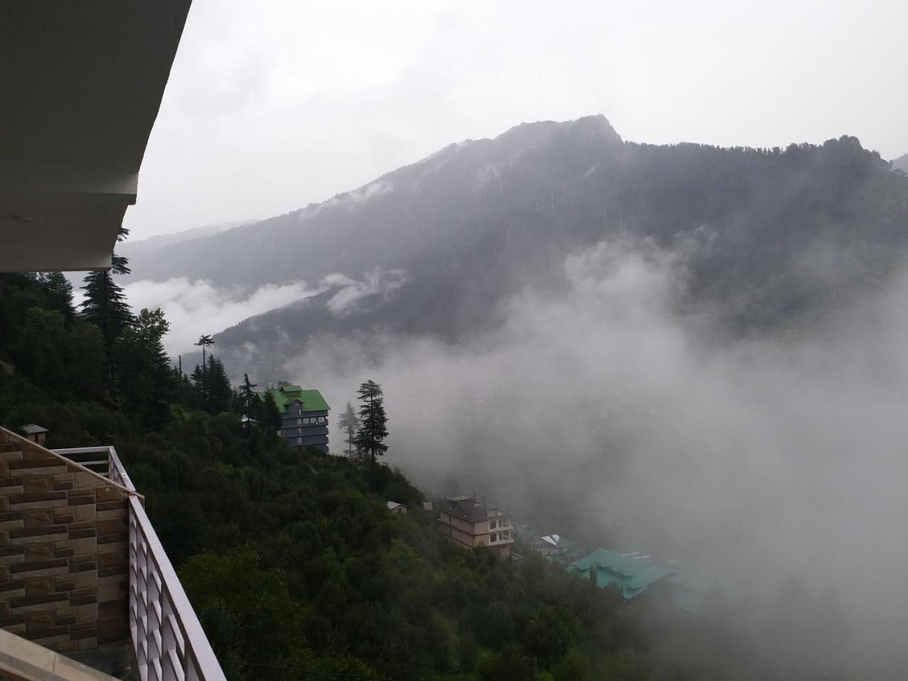 Hotel Seven Hills Manali Dış mekan fotoğraf