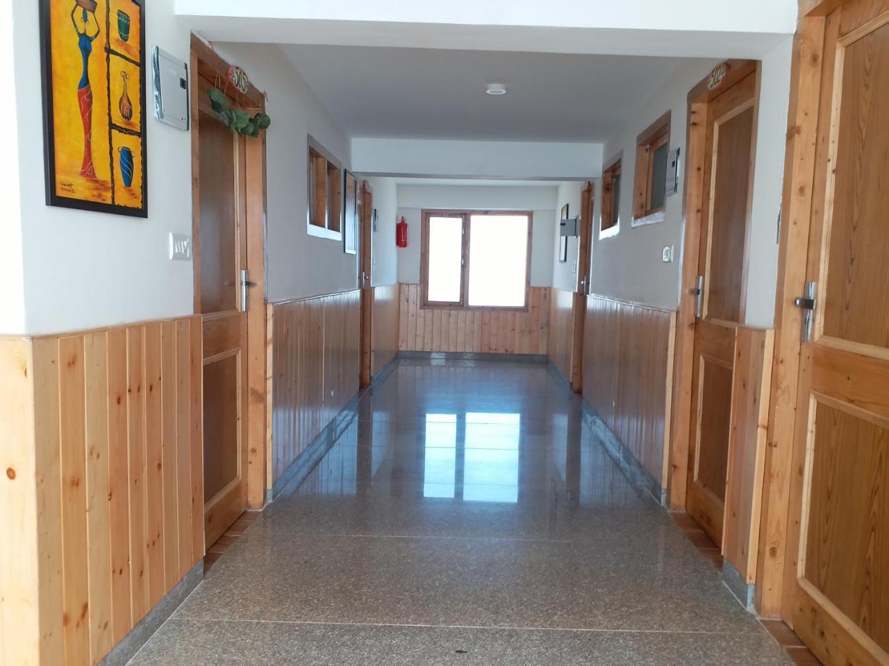 Hotel Seven Hills Manali Dış mekan fotoğraf